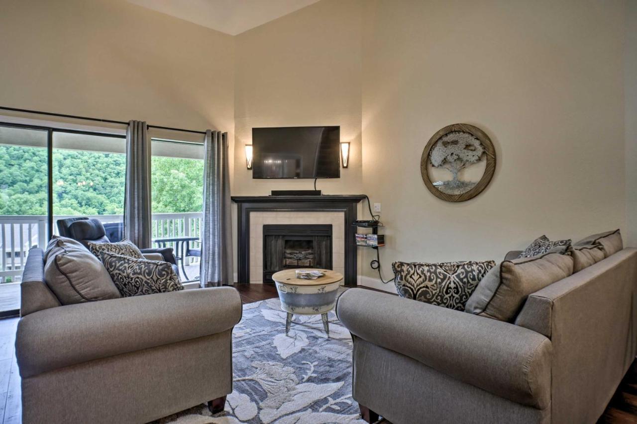 Branson Condo With Pool Access, Walk To Fishing Eksteriør billede