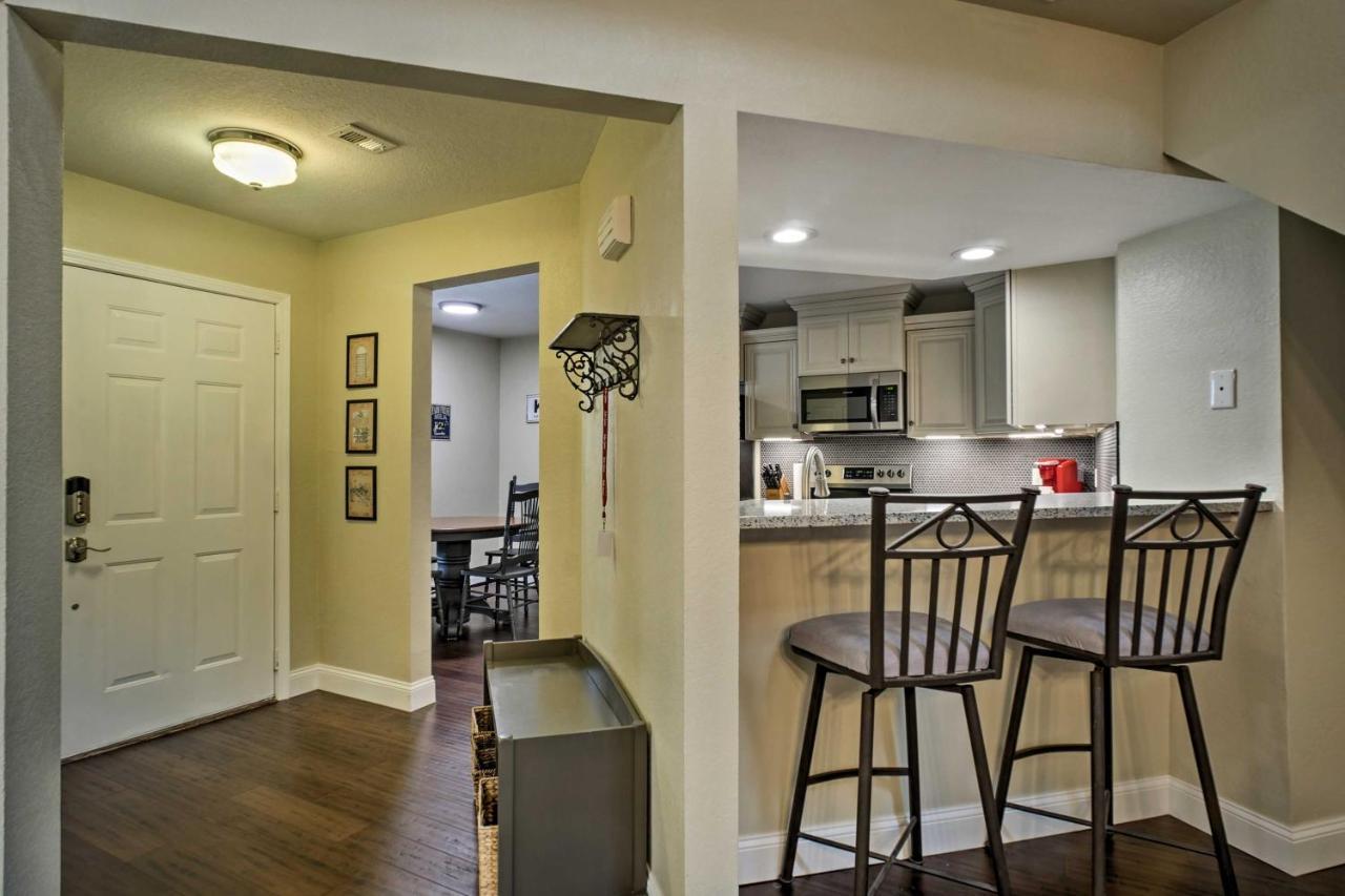 Branson Condo With Pool Access, Walk To Fishing Eksteriør billede