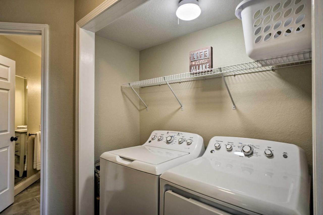 Branson Condo With Pool Access, Walk To Fishing Eksteriør billede
