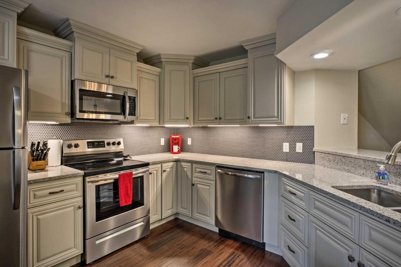 Branson Condo With Pool Access, Walk To Fishing Eksteriør billede