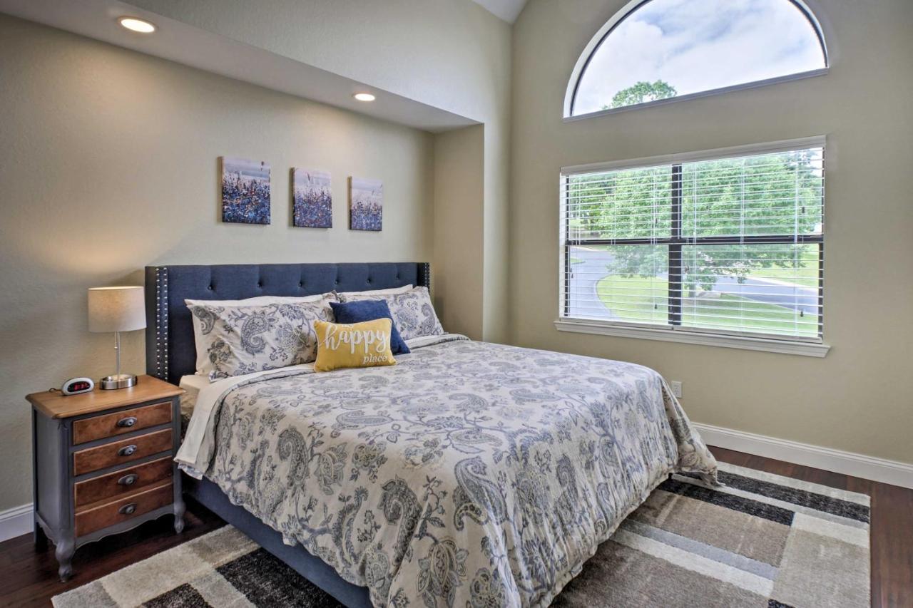 Branson Condo With Pool Access, Walk To Fishing Eksteriør billede