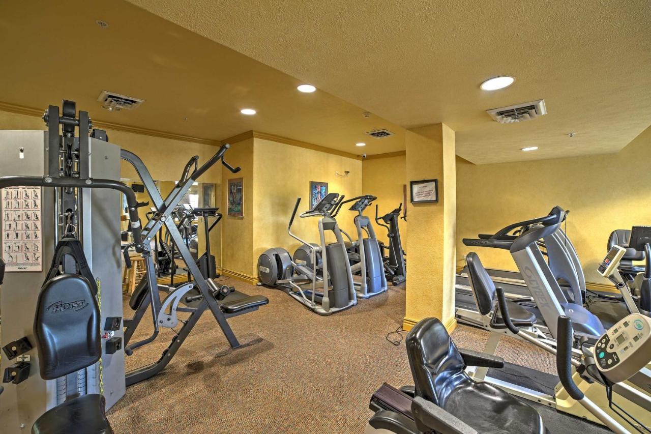 Branson Condo With Pool Access, Walk To Fishing Eksteriør billede